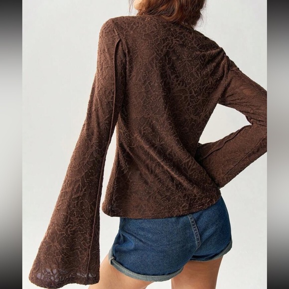 Boho brown lace patchwork bell sleeve top - Picture 2 of 16